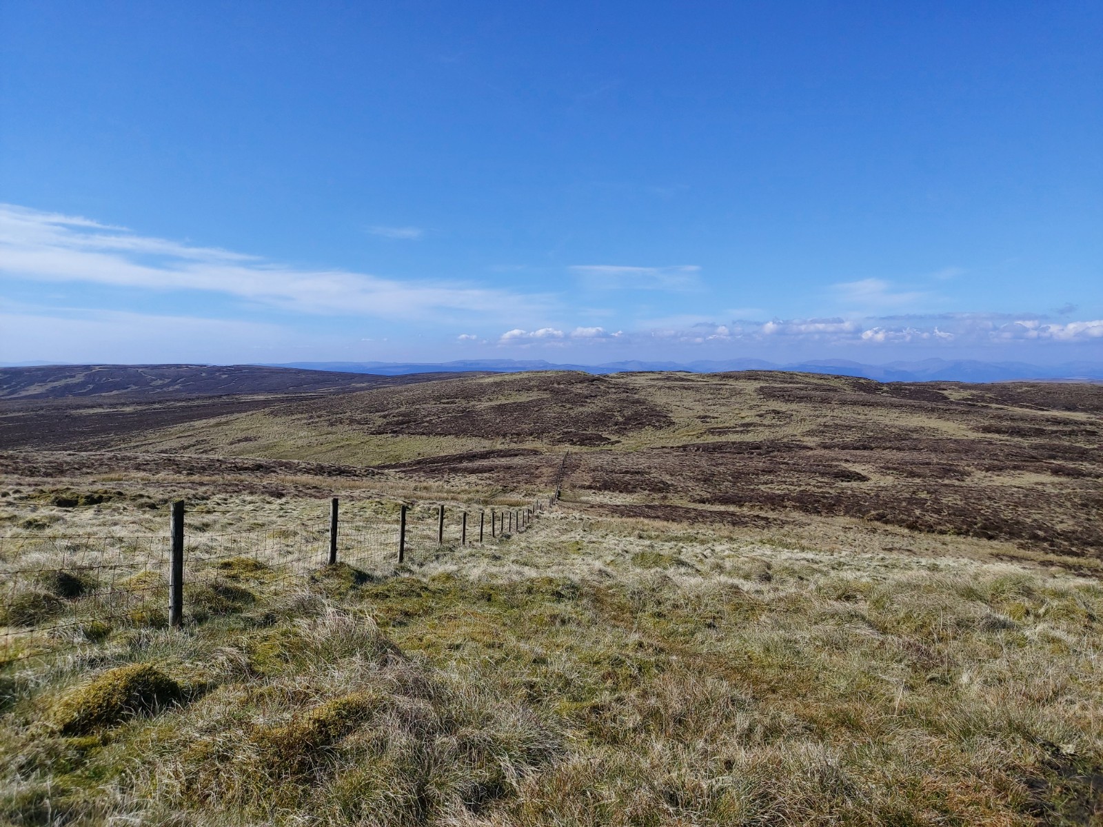 Facing north-west towards North Burnt Hill & the highlands from Hill of Stake (NW Face)